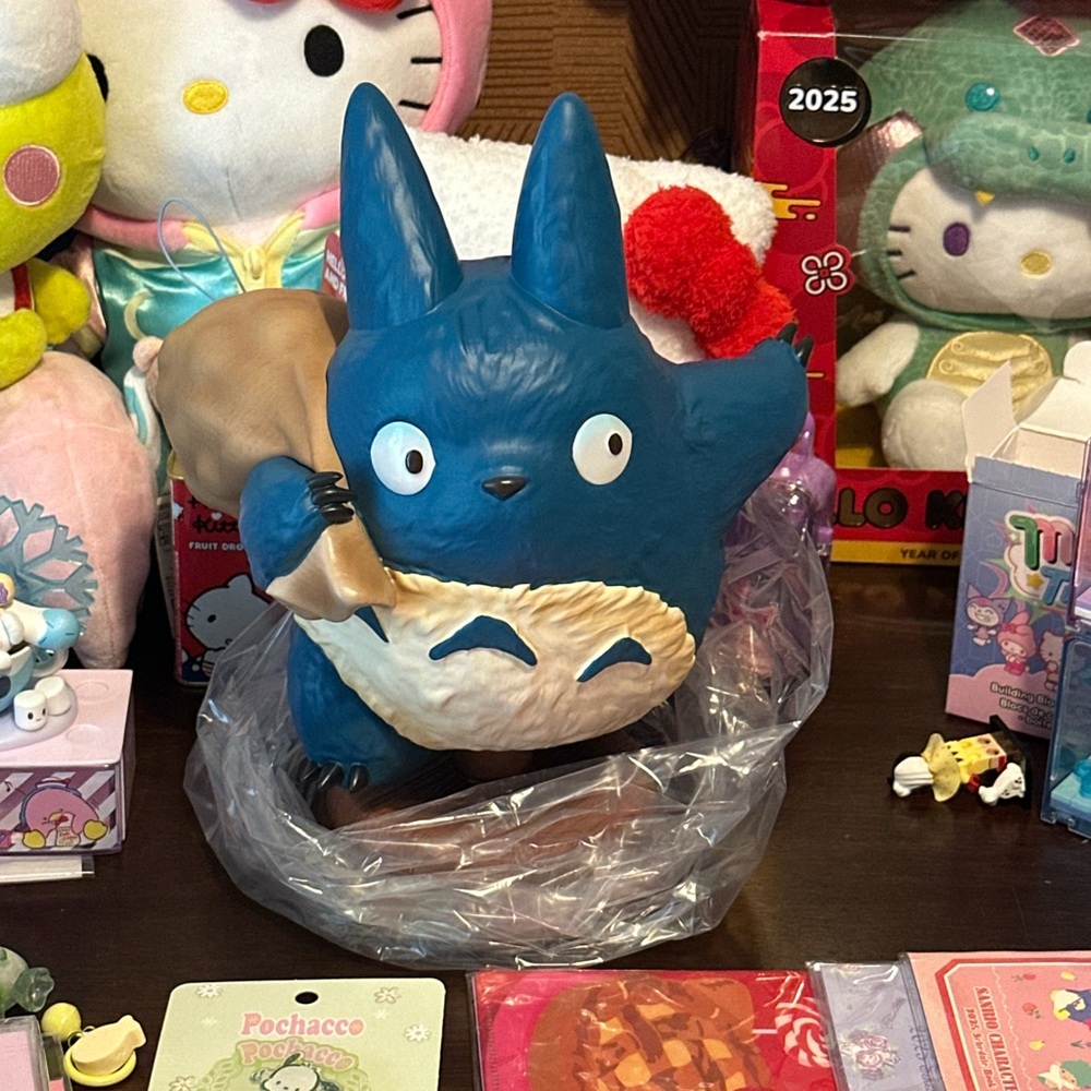 Large Totoro Figurine - New with original box secured in foam